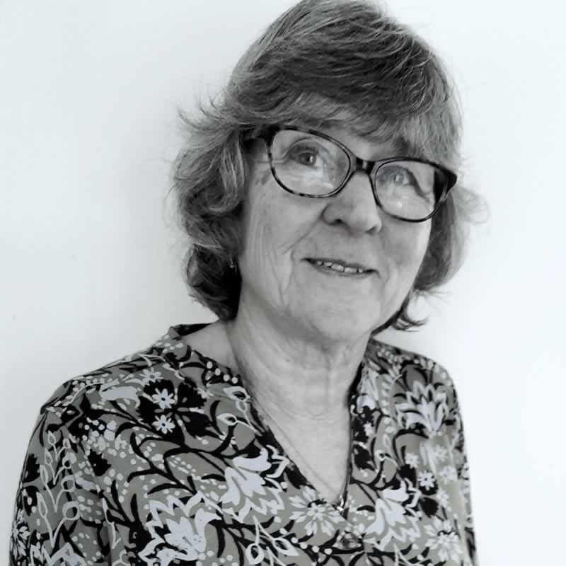 Morwenna Vernon: Training Support Officer 5 Morwenna Vernon